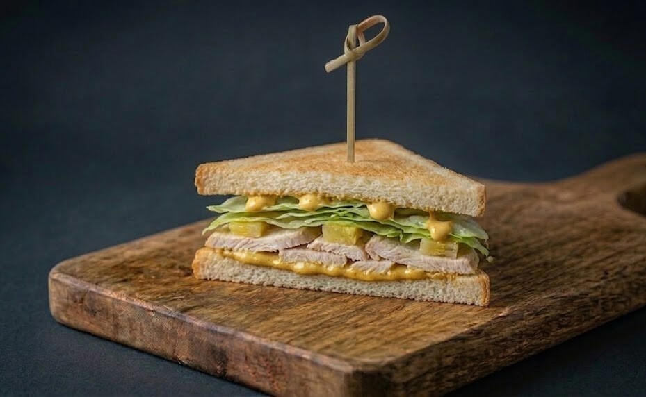 Мини‑сэндвич с курицей, 60г.